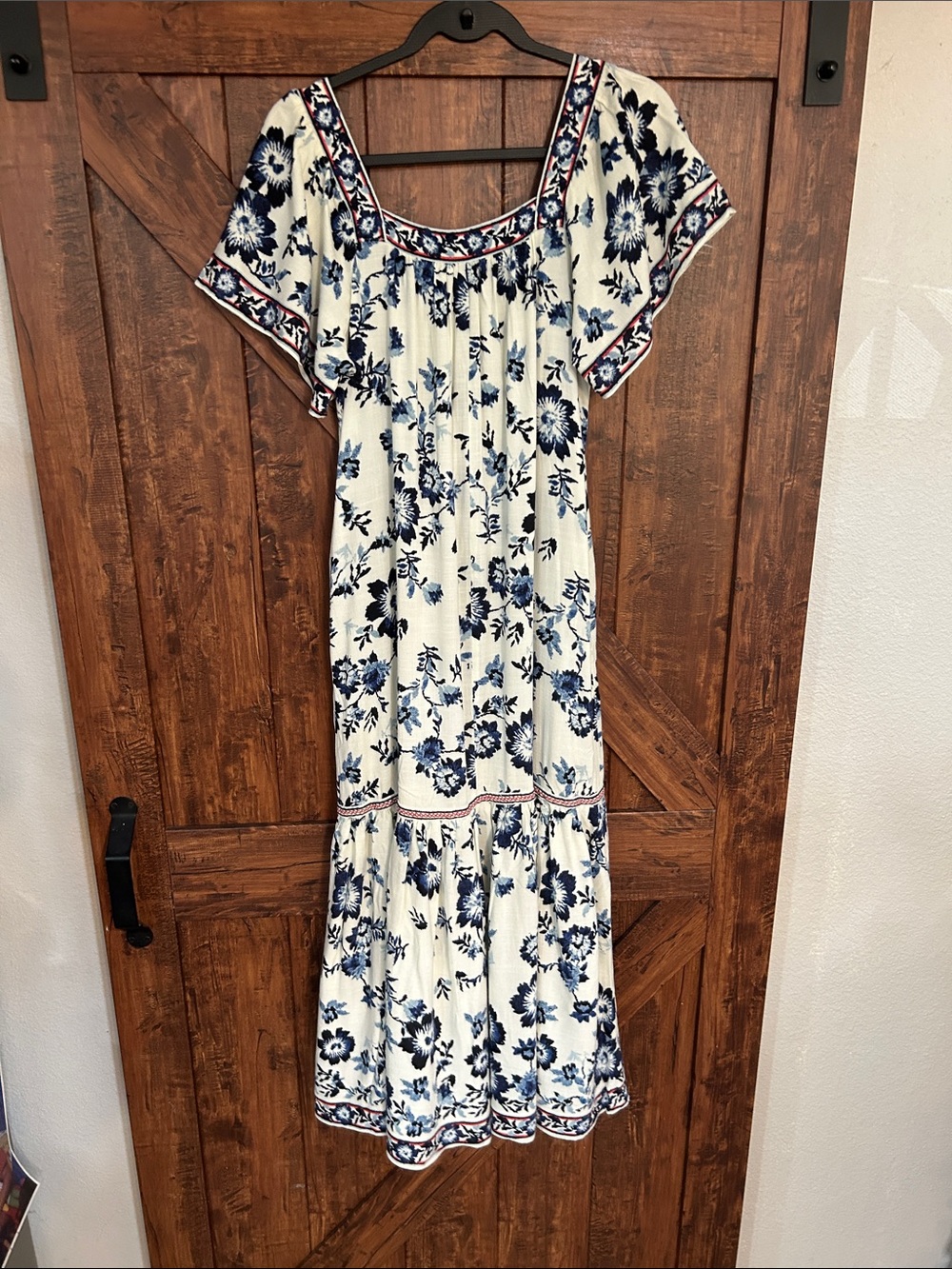 Max Studio Cream Dress with Navy Floral Print - Picture 2 of 15